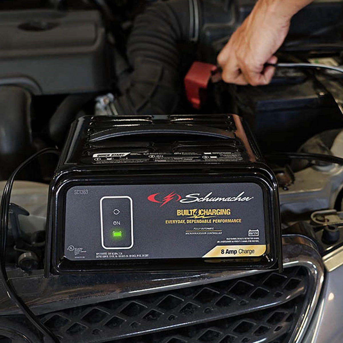 Schumacher Electric 8A Car Battery Charger & Maintainer, 6V/12V – SC1363