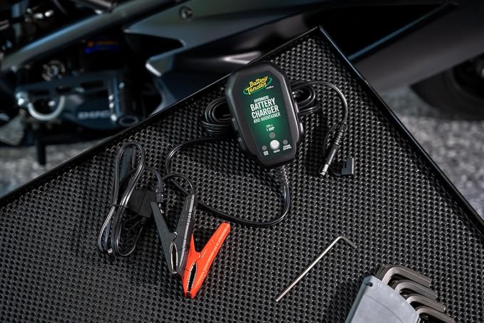 Battery Tender Junior 12V, 800mA Battery Charger and Maintainer